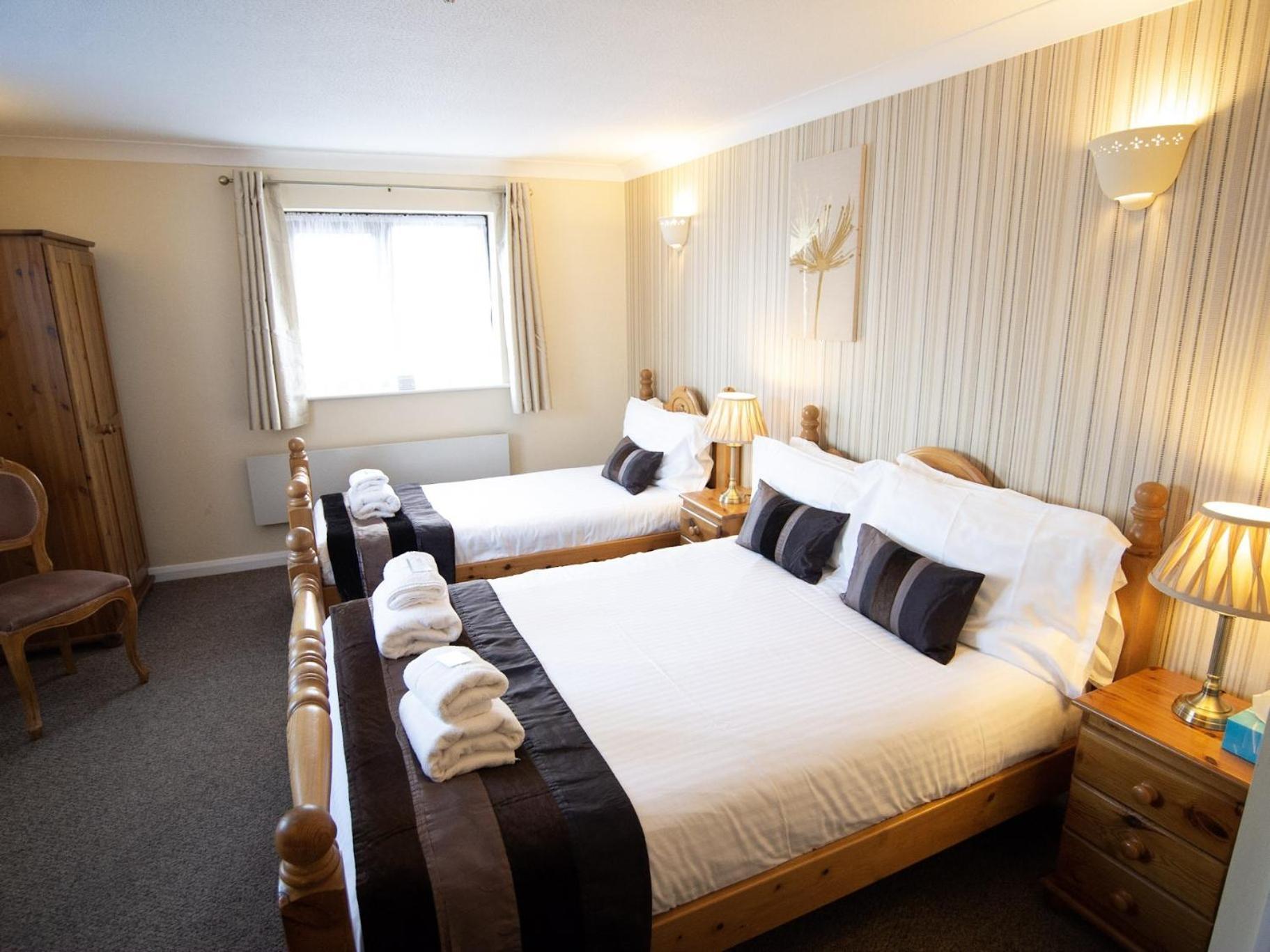 The Heath Inn Leighton Buzzard Buitenkant foto