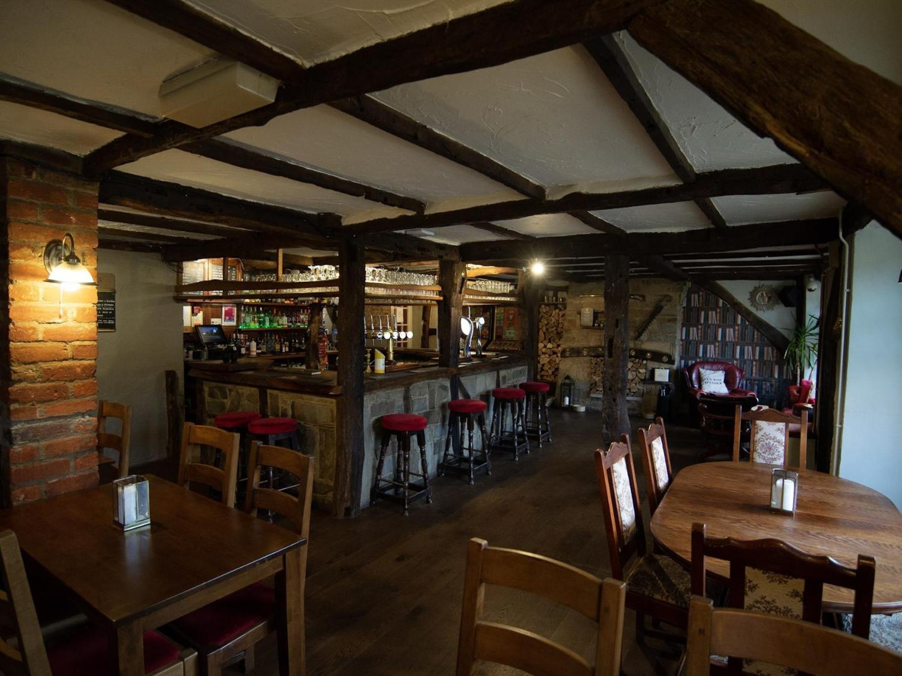 The Heath Inn Leighton Buzzard Buitenkant foto