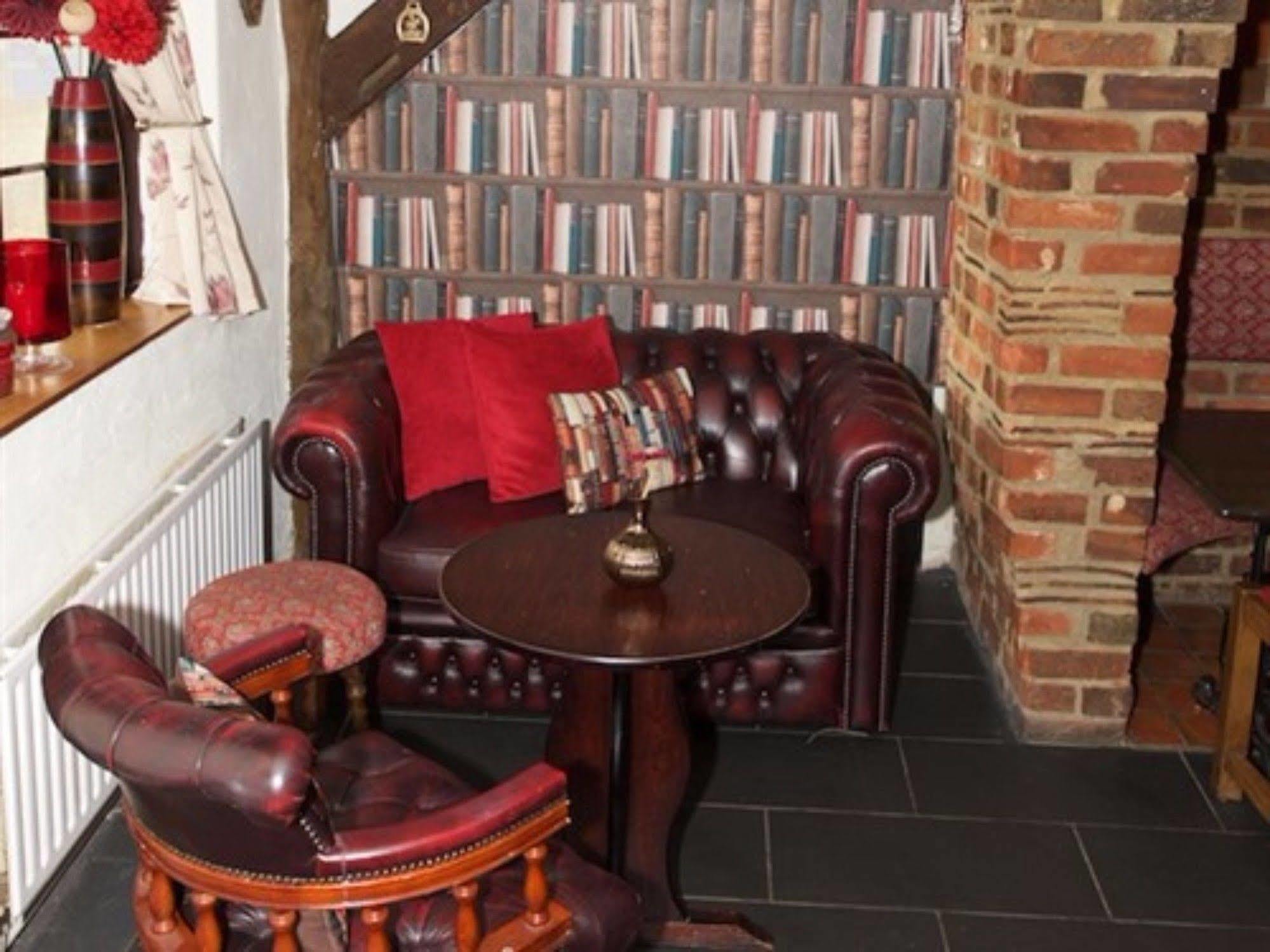 The Heath Inn Leighton Buzzard Buitenkant foto